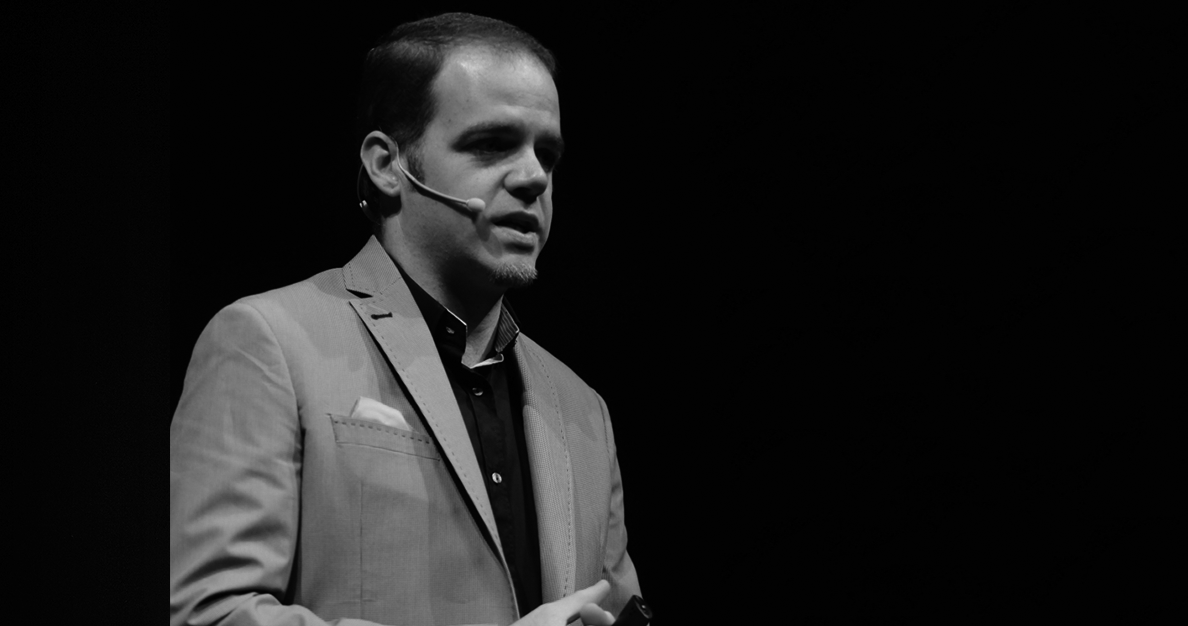 Lo digital va más allá de abrir una página en Facebook