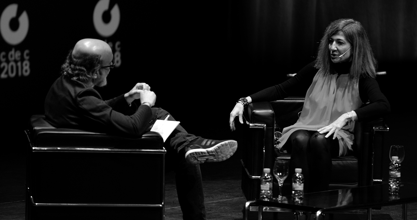 Toni Segarra conversa con  Marta Fontcuberta